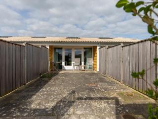 Tranquil Ground-Floor Hideaway, cleaning included - 7