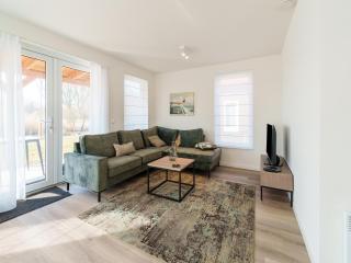 Serene Waterside Getaway, cleaning included - Simonshaven - 0