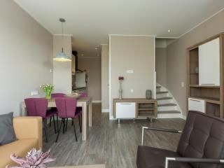Holiday home on the edge of Oostkapelle, cleaning included - Oostkapelle - 9
