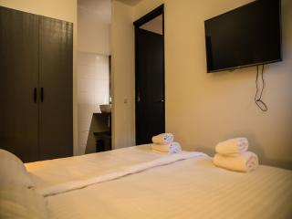 Apartment in Vrouwenpolder near Beach, cleaning included - 1