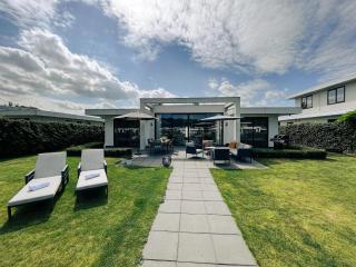 Holiday home in Zeewolde with garden, cleaning included - Zeewolde - 3