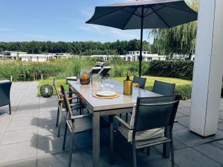 Holiday home in Zeewolde with garden, cleaning included - Zeewolde - 4