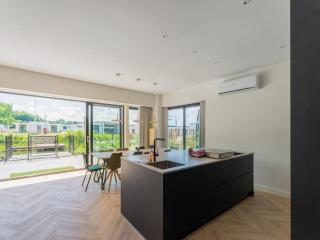 Spacious villa near Amsterdam, cleaning included - Zeewolde - 4