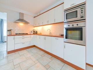 Nice holiday home in Zeewolde, cleaning included - Zeewolde - 8