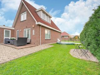 Nice holiday home in Zeewolde, cleaning included - Zeewolde - 4