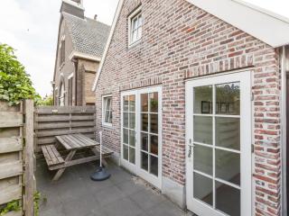 Holiday Home in Wemeldinge by Harbor, cleaning included - Wemeldinge - 5
