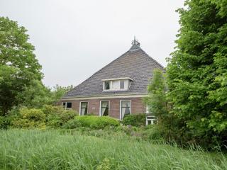 Waterfront Stelp Farmhouse with Sauna, cleaning included - Molkwerum - 5