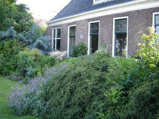 Waterfront Stelp Farmhouse with Sauna, cleaning included - Molkwerum - 3