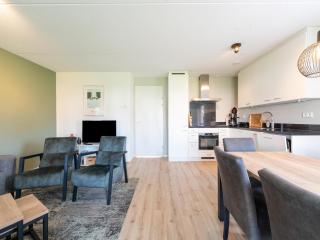 Holiday Home in Zeeland near Oosterschelde Beach, cleaning included - Scherpenisse - 2