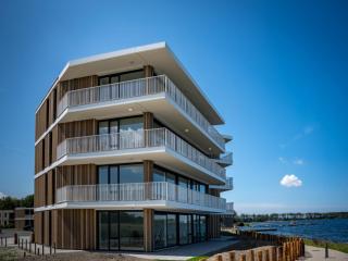 Spacious waterfront apartment, cleaning included - Arnemuiden - 6