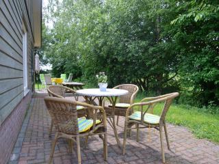 Holiday home with view over meadows, cleaning included - Kibbelveen - 8