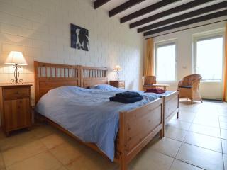 Holiday home with view over meadows, cleaning included - Kibbelveen - 2