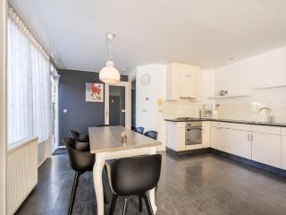 Holiday Home by Westerschelde Coast, cleaning included - Baarland - 1