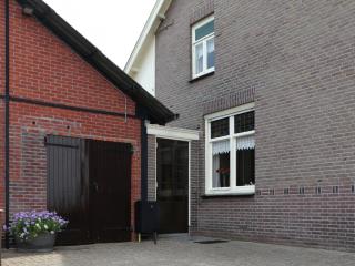 Farmhouse in Ulicoten near Forest Trails, cleaning included - Ulicoten - 2