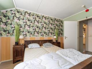 Holiday home in the heart of Giethoorn, cleaning included - Giethoorn - 6