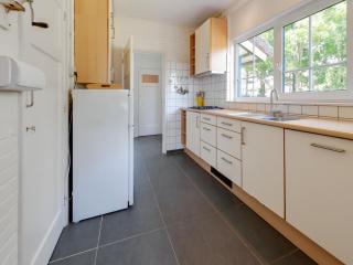 Beautiful dune villa with thatched roof on Ameland, cleaning included - Buren - 7