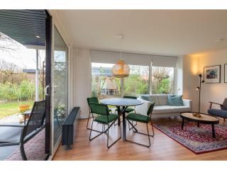 Holiday home right on the Veerse Meer, cleaning included - Wolphaartsdijk - 3