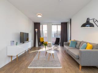Luxury, 3-person apartment within walking distance of the beach in Zoutelande, cleaning included - 1