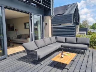Modern water villa on the Frisian water, cleaning included - Balk - 8