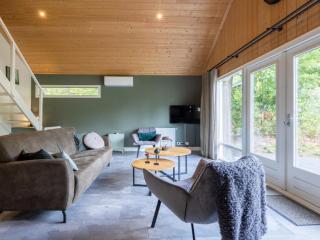 Forest Lodge in Nature with Pond Views, cleaning included - Hoenderloo - 4