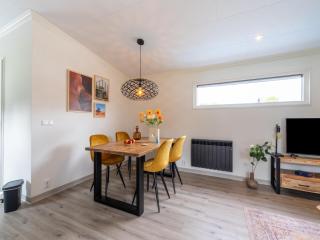 Holiday Home in Molenschot near Nature Reserves, cleaning included - Molenschot - 7