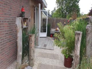 Stylish Holiday Home Near Sea, cleaning included - Kamperland - 2