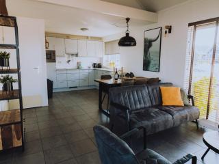Holiday home in Uitgeest near the sea, cleaning included - Uitgeest - 5