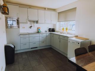 Holiday home in Uitgeest near the sea, cleaning included - Uitgeest - 0