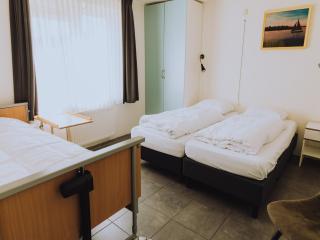 Holiday home in Uitgeest near the sea, cleaning included - Uitgeest - 9