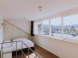 Holiday home in Uitgeest near the sea, cleaning included - Uitgeest - 4