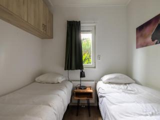 Holiday Home in Veluwe near Forest, cleaning included - Hoenderloo - 1