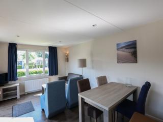 Chalet on the recreational lake and the Veluwe, cleaning included - Lathum - 8