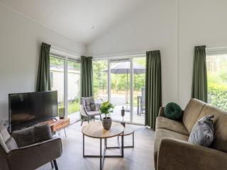 Holiday Home in Veluwe near Forest, cleaning included - Hoenderloo - 4