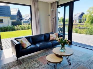 Watervilla Fiif in Friesland with two rooms, cleaning included - Balk - 2