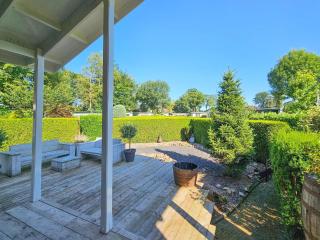 Holiday Home in Friesland with Jetty, cleaning included - Voorthuizen - 3