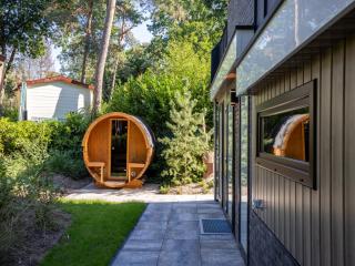 Villa in Gelderland with Infrared Sauna, cleaning included - Hoenderloo - 5