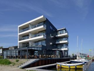 Modern apartment with balcony, cleaning included - Kamperland - 6