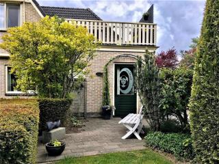 Homely Apartment in Noordwolde with Balcony , cleaning included - Noordwolde - 4