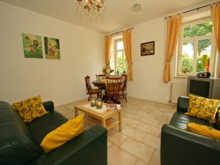 Farmstay with Garden Views, cleaning included - Wijlre - 8