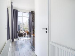 Luxury Chalet in Woods with Terrace, cleaning included - Hoenderloo - 1