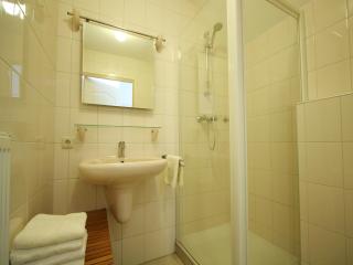 Farmstay with Garden Views, cleaning included - Wijlre - 2