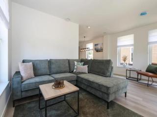 Stylish Stay Near the Shore, cleaning included - Simonshaven - 0