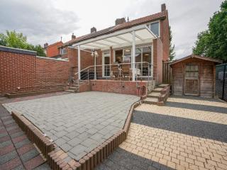 Holiday Home in Kerkrade near Indoor Ski Slope, cleaning included - Kerkrade - 4