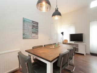 Holiday Home in Bergen near North Sea Beach, cleaning included - Bergen aan Zee - 8