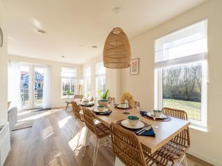 Cozy Haven with Outdoor Adventures, cleaning included - Simonshaven - 8