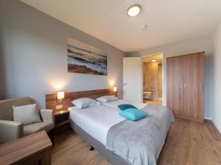 Holiday Home in Colijnsplaat by the Lake, cleaning included - 6