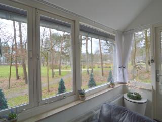 Scenic Holiday Home with Terrace, cleaning included - Stramproy - 3