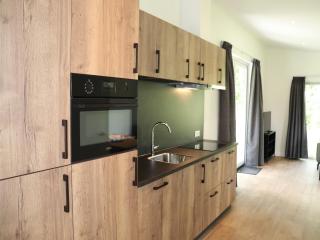 Chalet Retreat Near the Dutch Venice, cleaning included - Blesdijke - 6