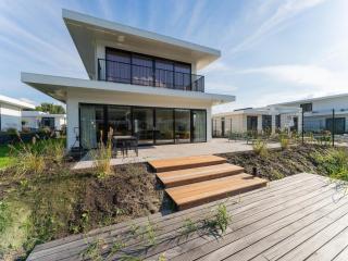 Villa Vibes Jetty, barbecue & Beachs, cleaning included - Zeewolde - 2