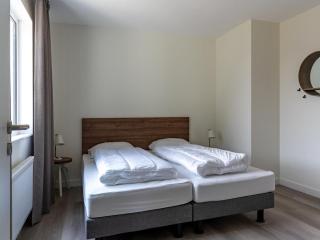 Spacious holiday home with harbor view, cleaning included - Sneek - 5